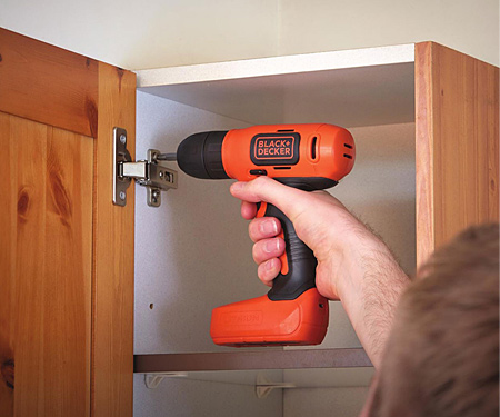 Акумуляторний дриль-шурупокрут BLACK&DECKER BDCD8