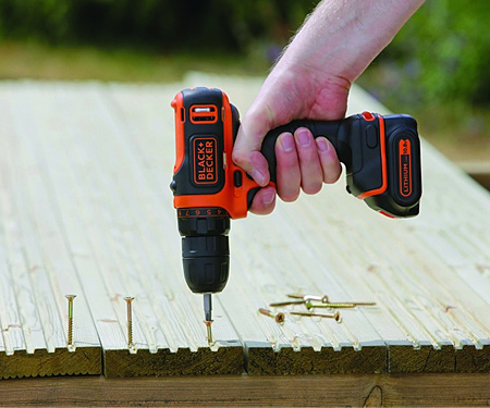 Акумуляторний дриль-шурупокрут BLACK&DECKER BDCDD12B