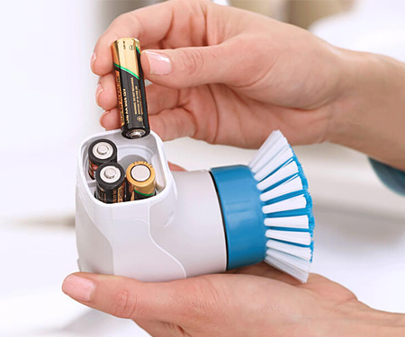 Електрощітка на батарейках BLACK&DECKER BHPC130