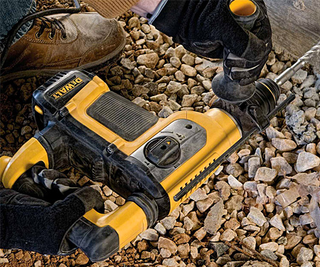 Перфоратор DeWALT D25417KT