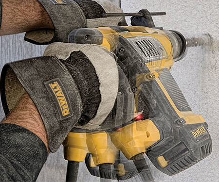 Перфоратор DeWALT D25417KT