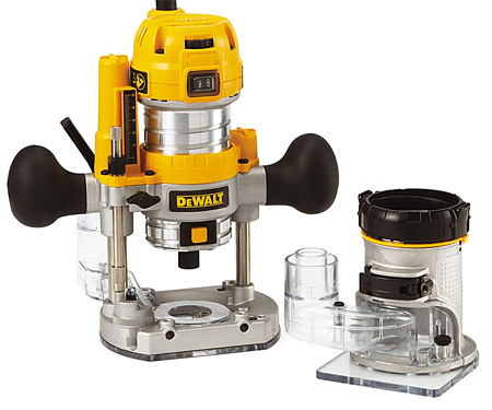 Фрезер DeWALT D26204K