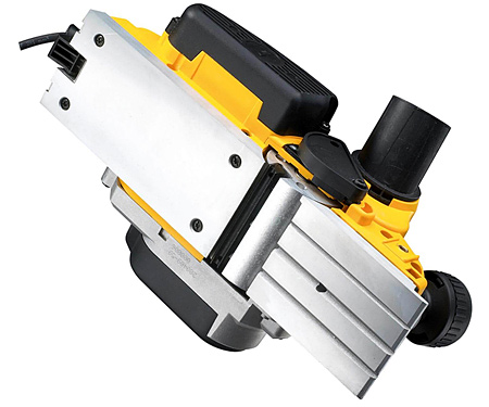 Рубанок DeWALT D26500
