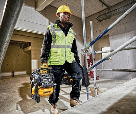 Акумуляторный воздушный компрессор DeWALT DCC1054T2