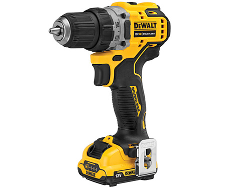 Аккумуляторная дрель-шуруповерт DeWALT DCD701D2