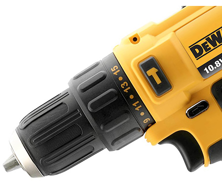 Акумуляторний дриль-шурупокрут DeWALT DCD716C2