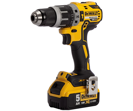 Аккумуляторная ударная дрель-шуруповерт DeWALT DCD796P2