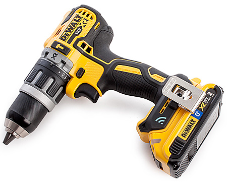 Аккумуляторная дрель-шуруповерт DeWALT DCD797D2B