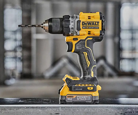 Акумуляторний дриль-шурупокрут DeWALT DCD800NT