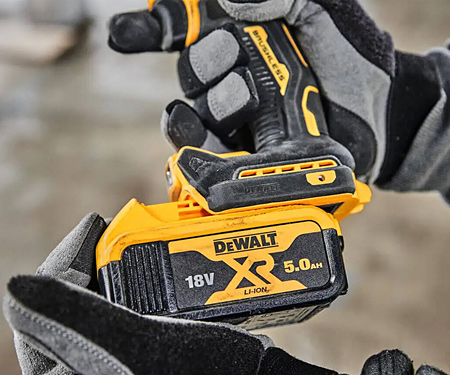 Акумуляторний ударний дриль-шурупокрут DeWALT DCD805P2T