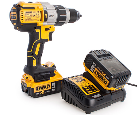 Акумуляторний дриль-шурупокрут DeWALT DCD996P2