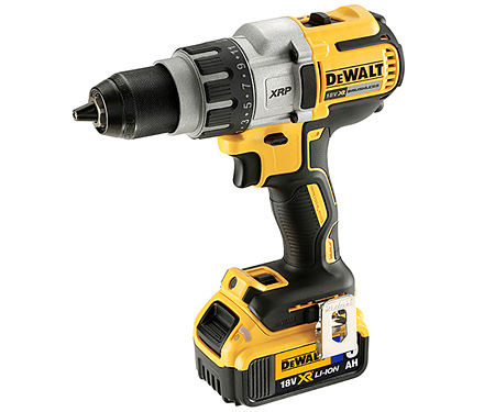 Аккумуляторная дрель-шуруповерт DeWALT DCD996P2B