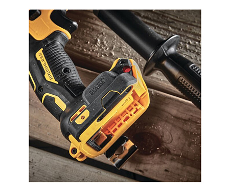 Аккумуляторная дрель-шуруповерт DeWALT DCD999X1