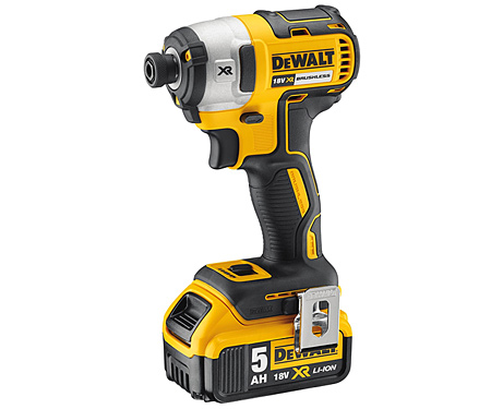 Аккумуляторный ударный винтоверт DeWALT DCF887P2
