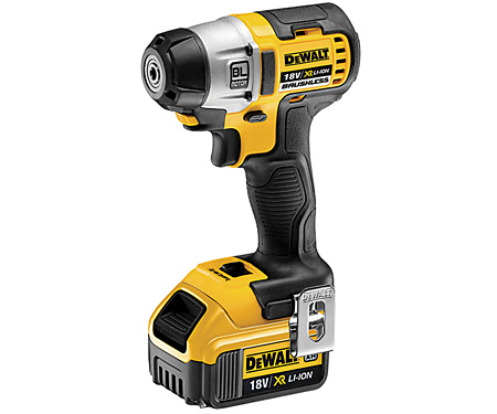 Аккумуляторный ударный шуруповерт DeWALT DCF895M2