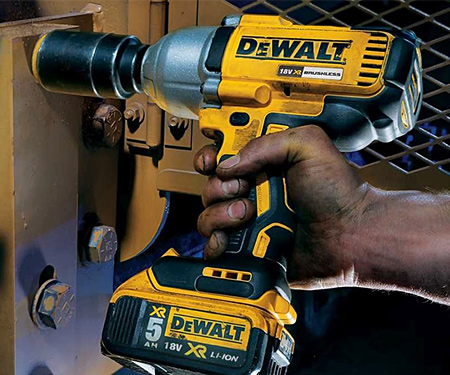 Акумуляторний ударний гайкокрут DeWALT DCF899HP2