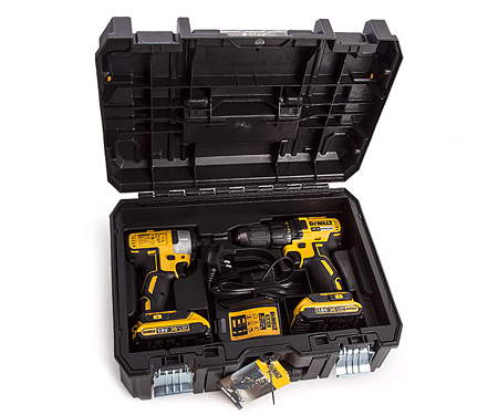 Набір акумуляторних інструментів DeWALT DCK2059D2T
