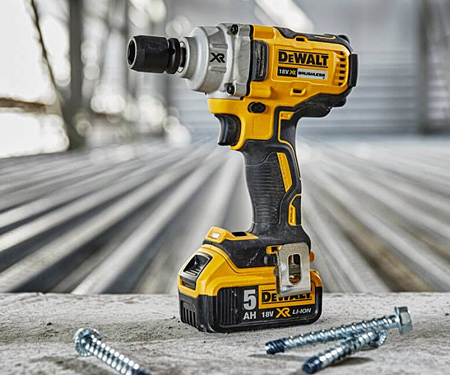 Набір акумуляторних інструментів DeWALT DCK2077P2T