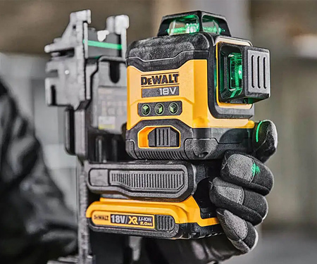 Лазер линейный DeWALT DCLE34031D1