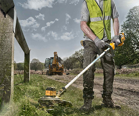 Електрокоса DeWALT DCM561P1