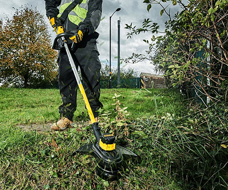 Акумуляторна коса DeWALT DCM561PB