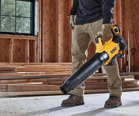 Акумуляторна повітродувка DeWALT DCMBL562P1