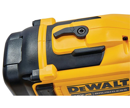 Аккумуляторный гвоздезабиватель DeWALT DCN45RNN