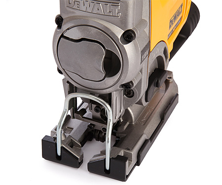 Акумуляторний лобзик DeWALT DCS331N