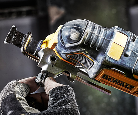 Аккумуляторный многофункциональный инструмент DeWALT DCS355M2