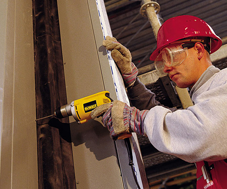 Безударний дриль DeWALT DW217