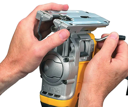 Лобзик DeWALT DW331KT