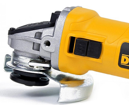 Болгарка DeWALT DWE4057