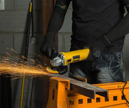 Болгарка DeWALT DWE4119