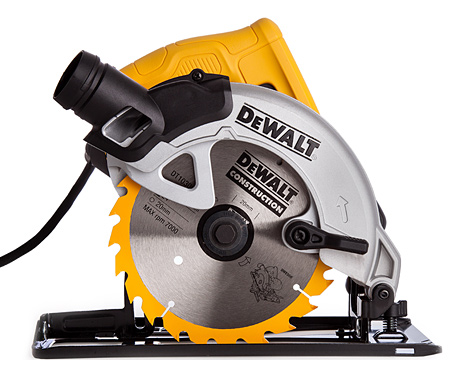 Дисковая пила DeWALT DWE550