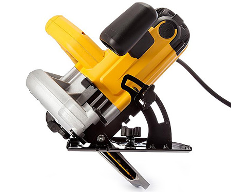 Дискова пила DeWALT DWE560