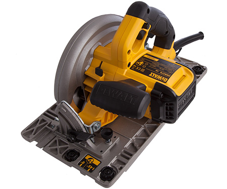 Дискова пила DeWALT DWE576K