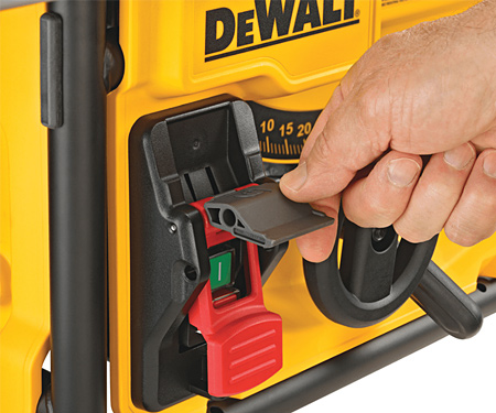 Настольная циркулярная пила DeWALT DWE7485