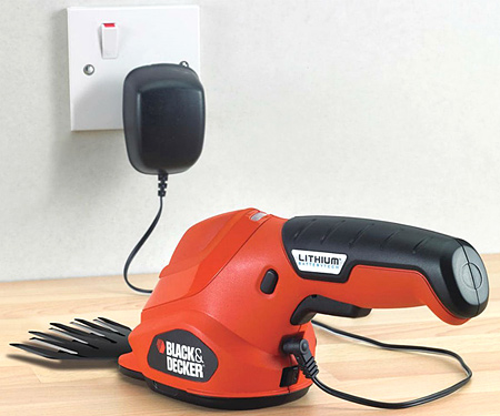 Акумуляторний кущоріз BLACK&DECKER GSL200