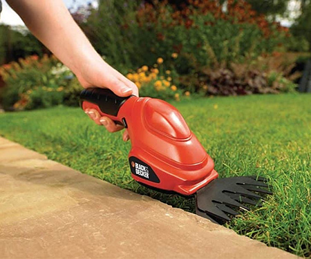 Акумуляторний кущоріз BLACK&DECKER GSL200