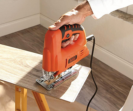 Електролобзик BLACK&DECKER JS20