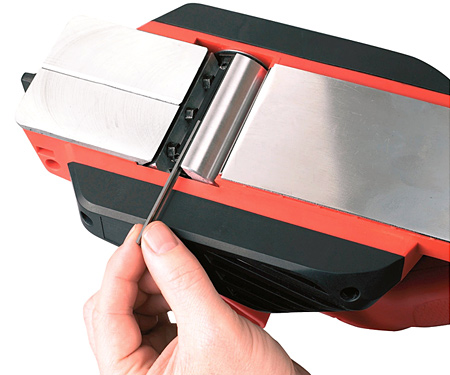 Рубанок BLACK&DECKER KW712KA